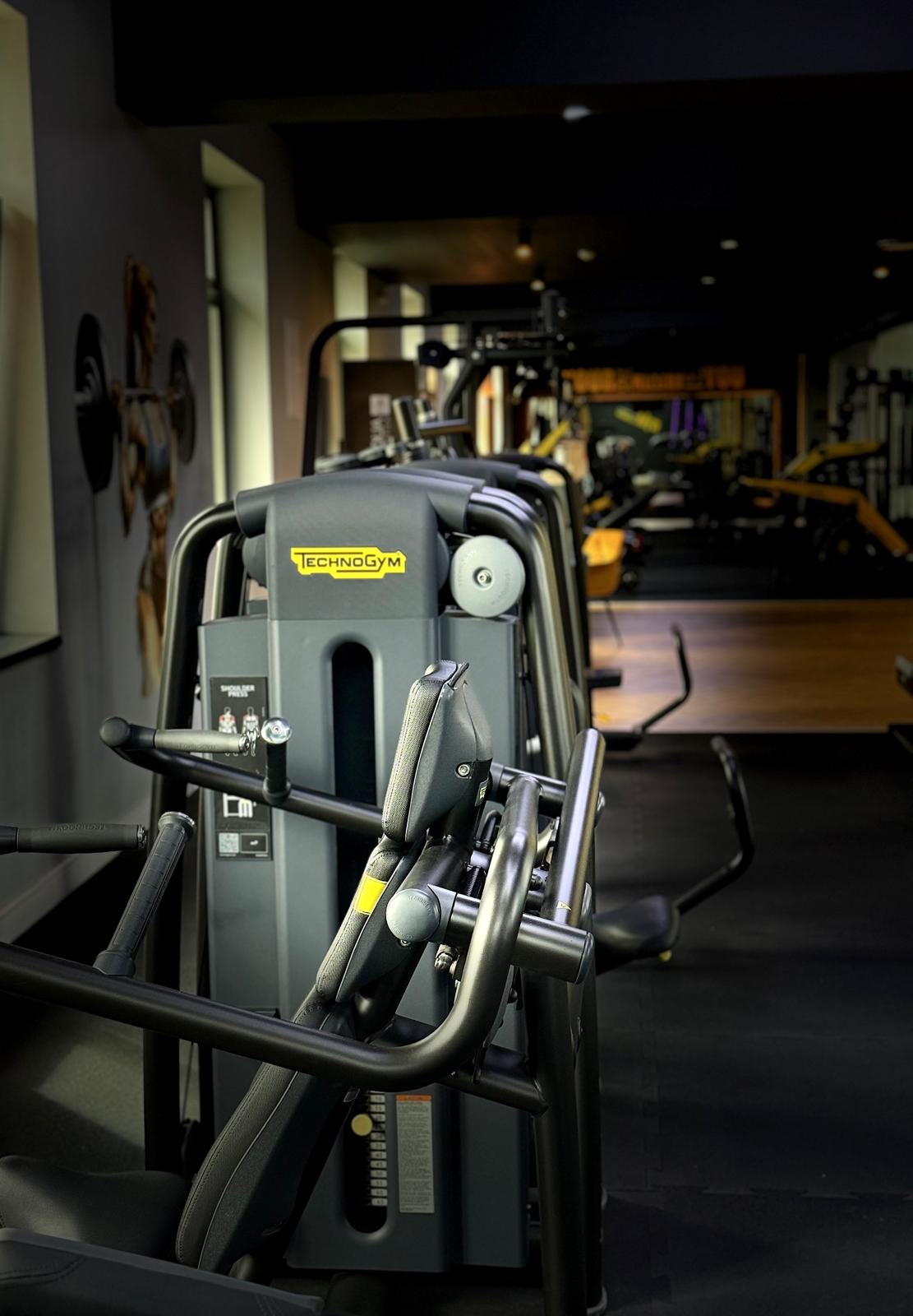 Echipament din sala Alex Negrea GYM